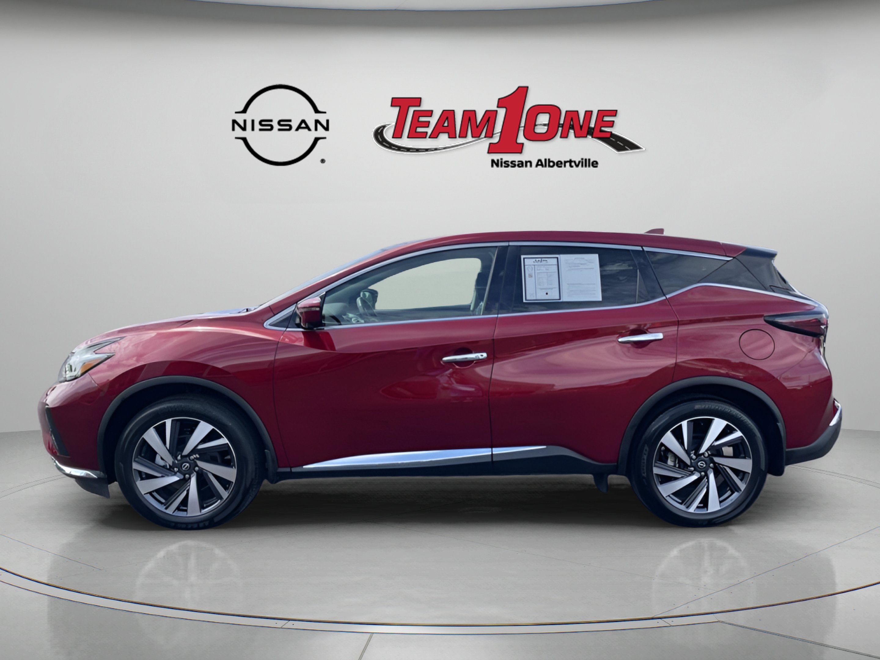 Used 2023 Red Nissan SL image 4