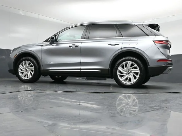 Certified Used 2022 Silver Radiance Metallic Lincoln Standard image 40