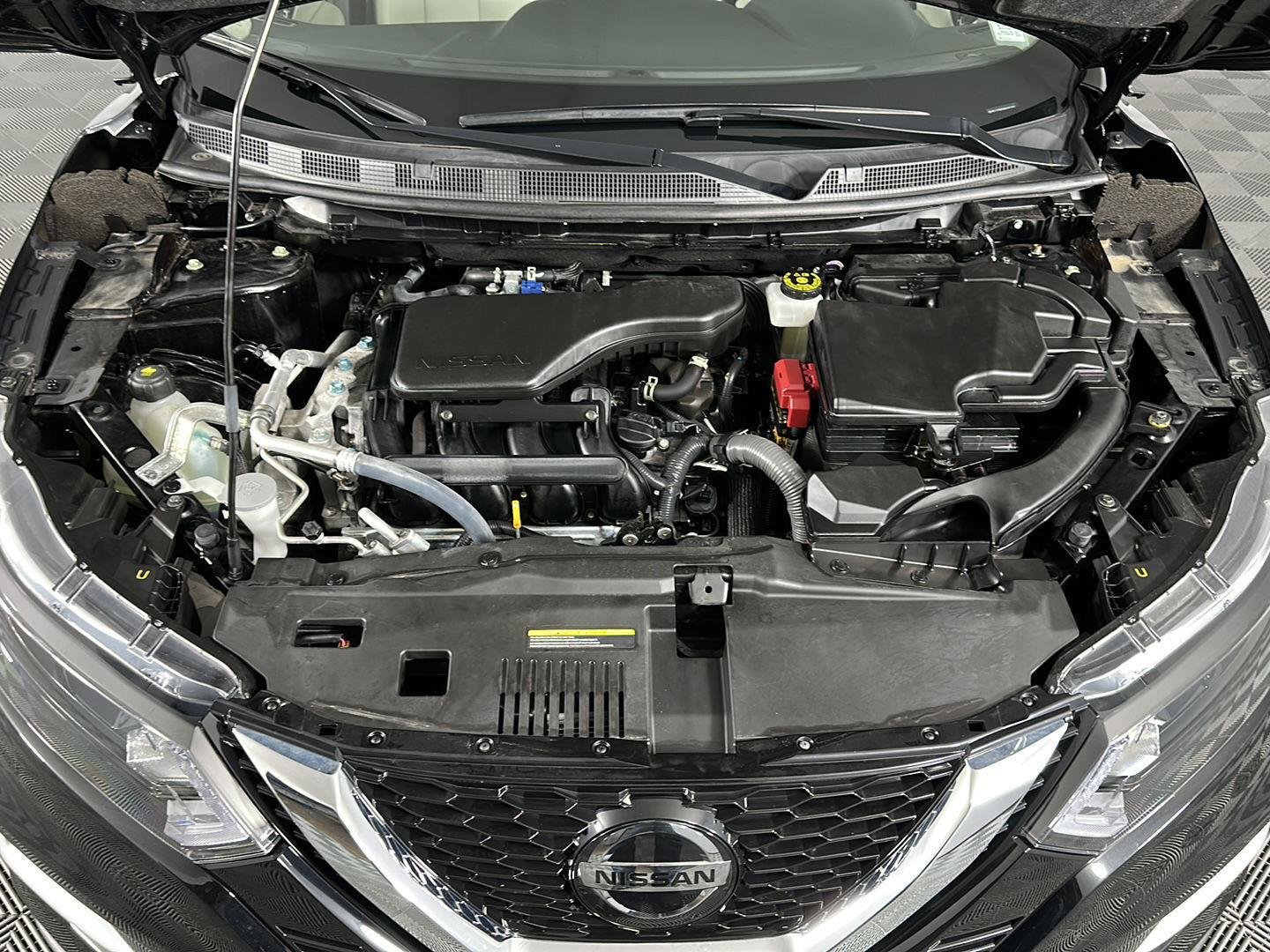 Certified Used 2022 Magnetic Black Pearl Nissan SL image 16