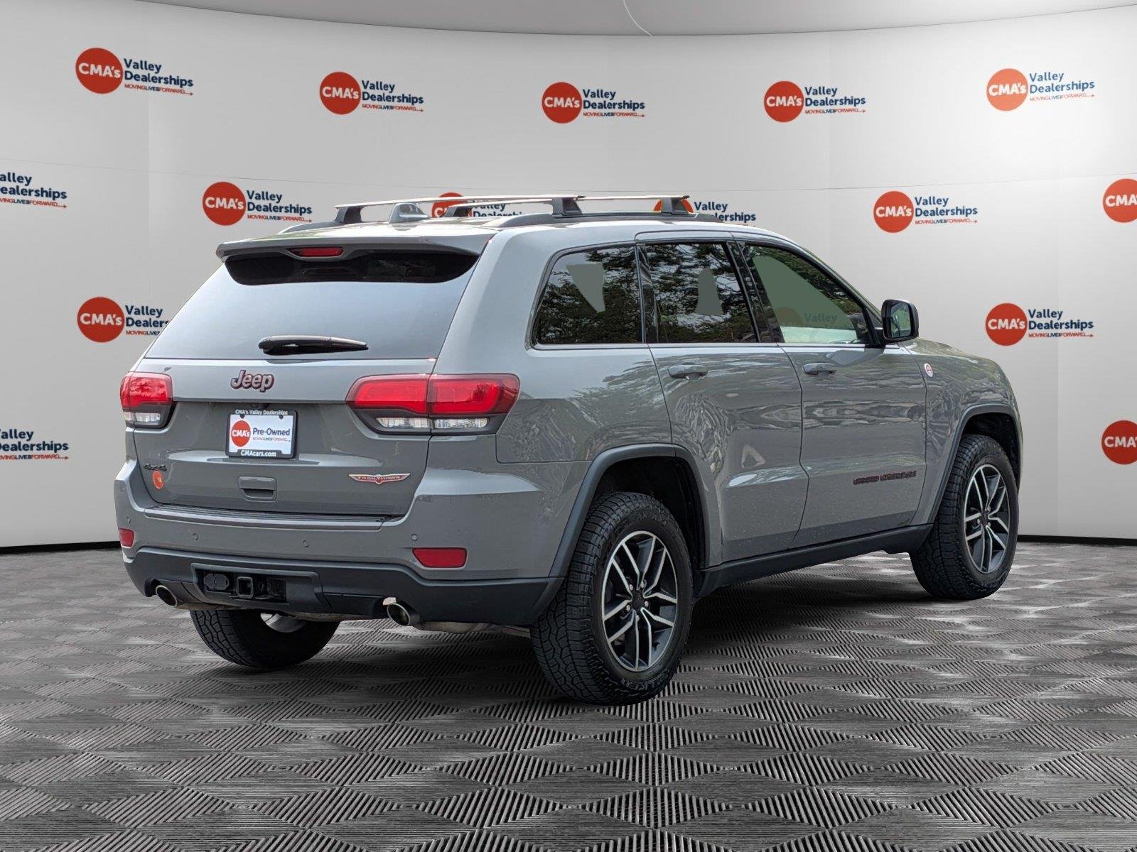 Used 2021 Sting-Gray Clearcoat Jeep Trailhawk image 5
