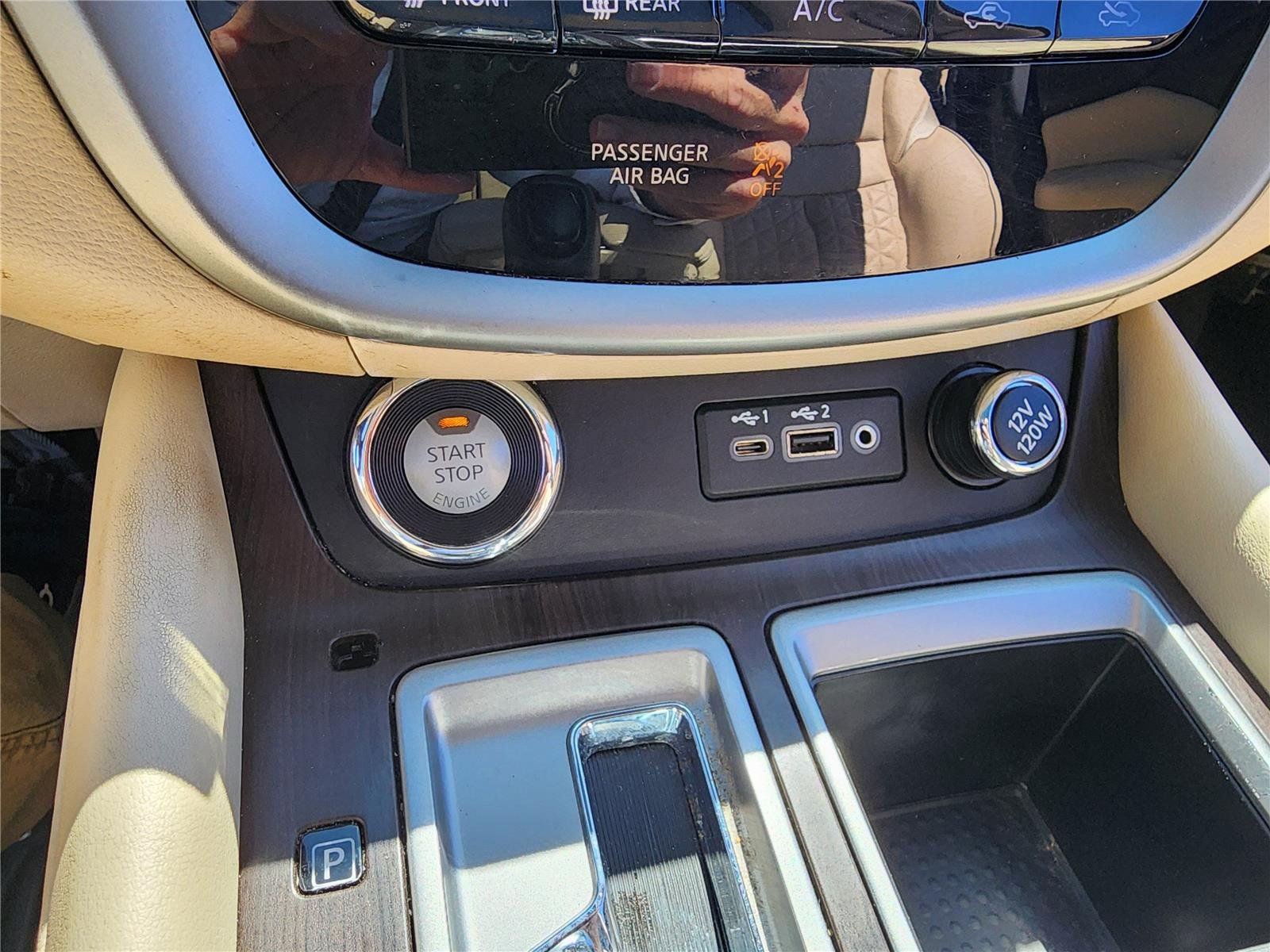 Used 2020 Mocha Almond Pearl Nissan Platinum image 18