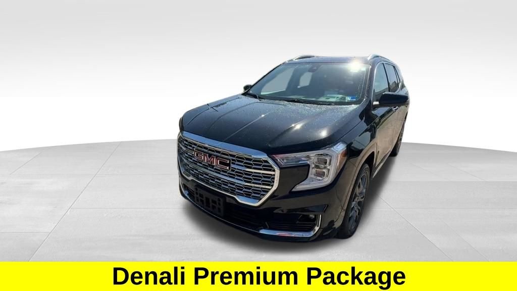 Used 2024 Ebony Twilight Metallic GMC Denali image 10