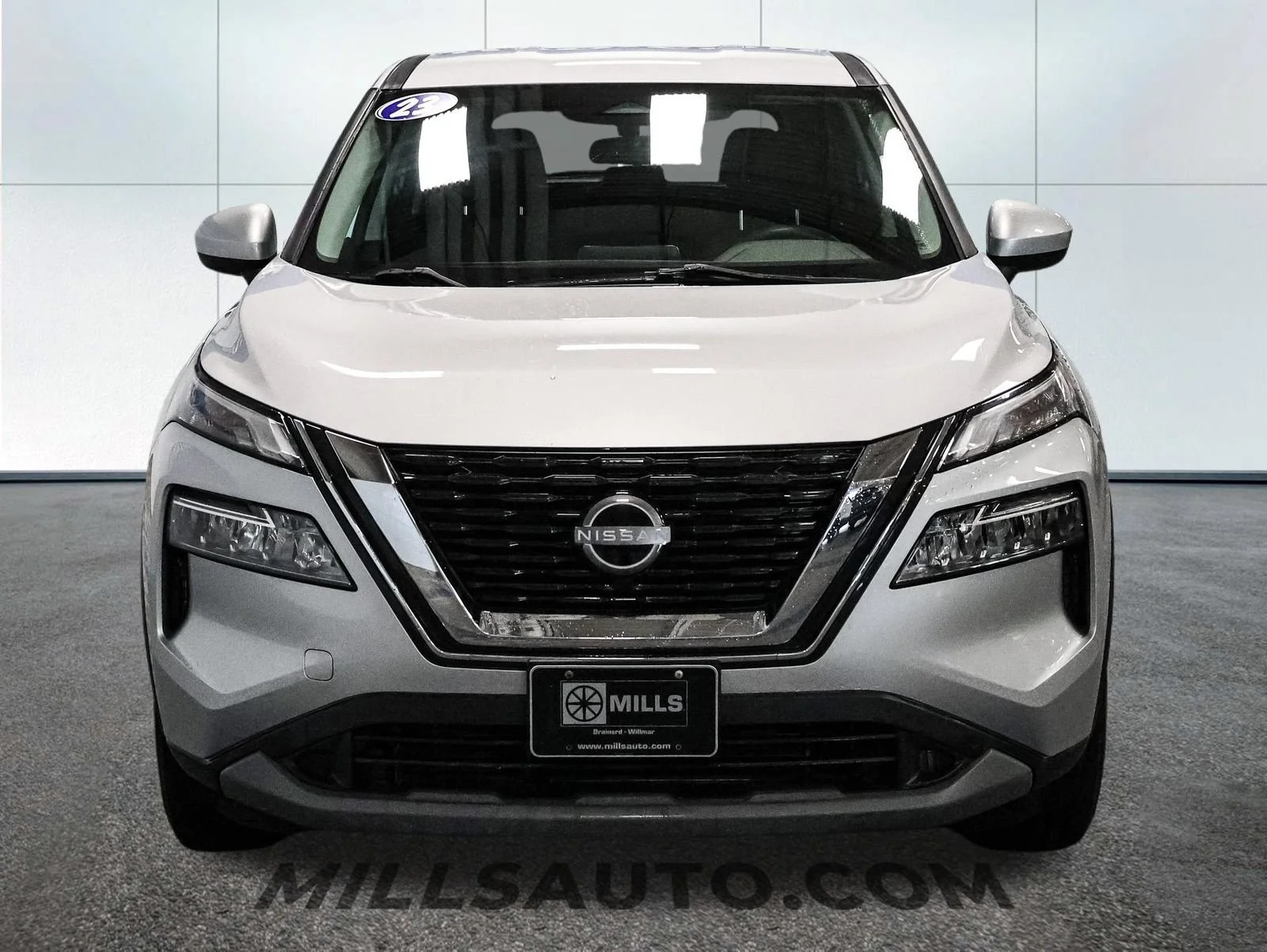 Used 2023 Silver Nissan SV Intelligent AWD image 13