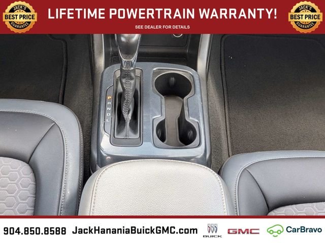 Used 2022 White Chevrolet Z71 image 19