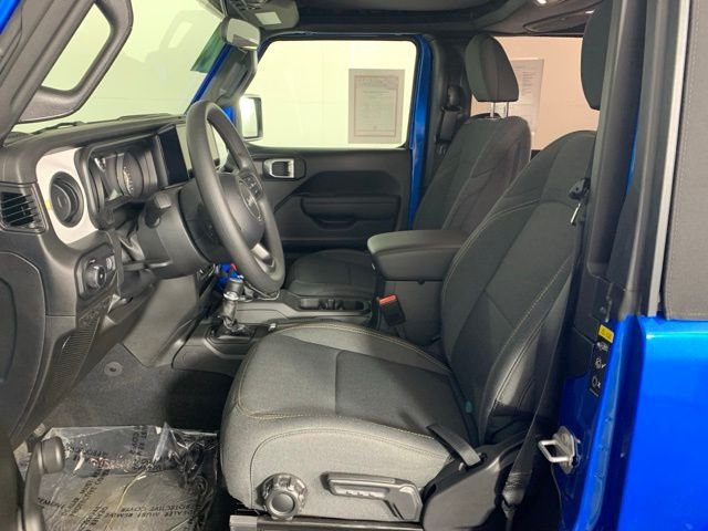 Used 2024 Blue Jeep Sport image 18