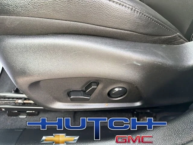 Used 2025 White Jeep Limited 4x4 image 23
