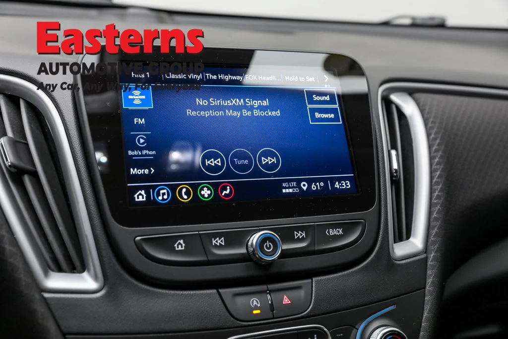 Used 2023 Blue Chevrolet LT image 19