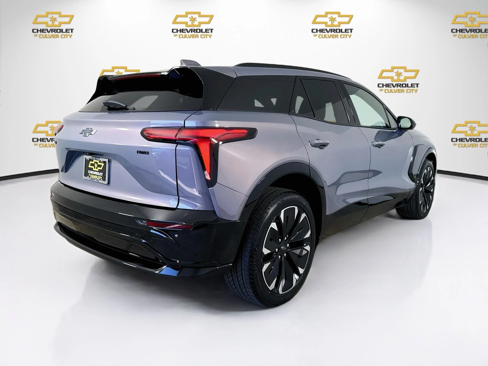 Used 2025 Galaxy Gray Metallic Chevrolet RS image 8