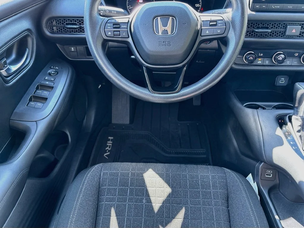 Used 2023 Modern Steel Honda LX image 20