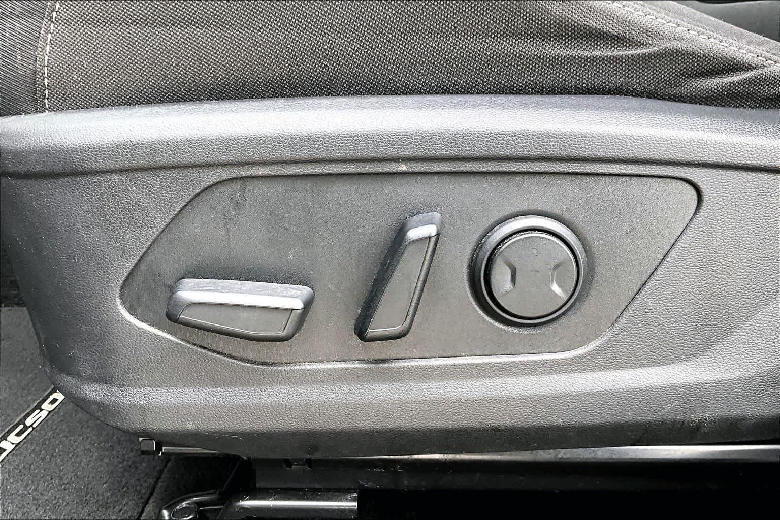 Used 2022 Phantom Black Hyundai SEL Convenience image 30