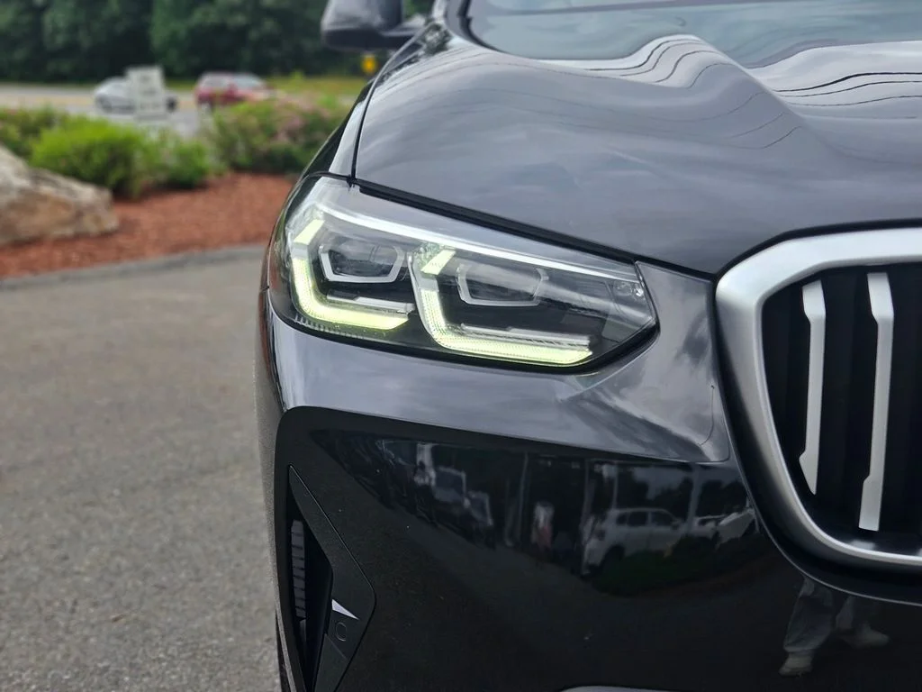 Certified Used 2023 Jet Black BMW xDrive30i image 9