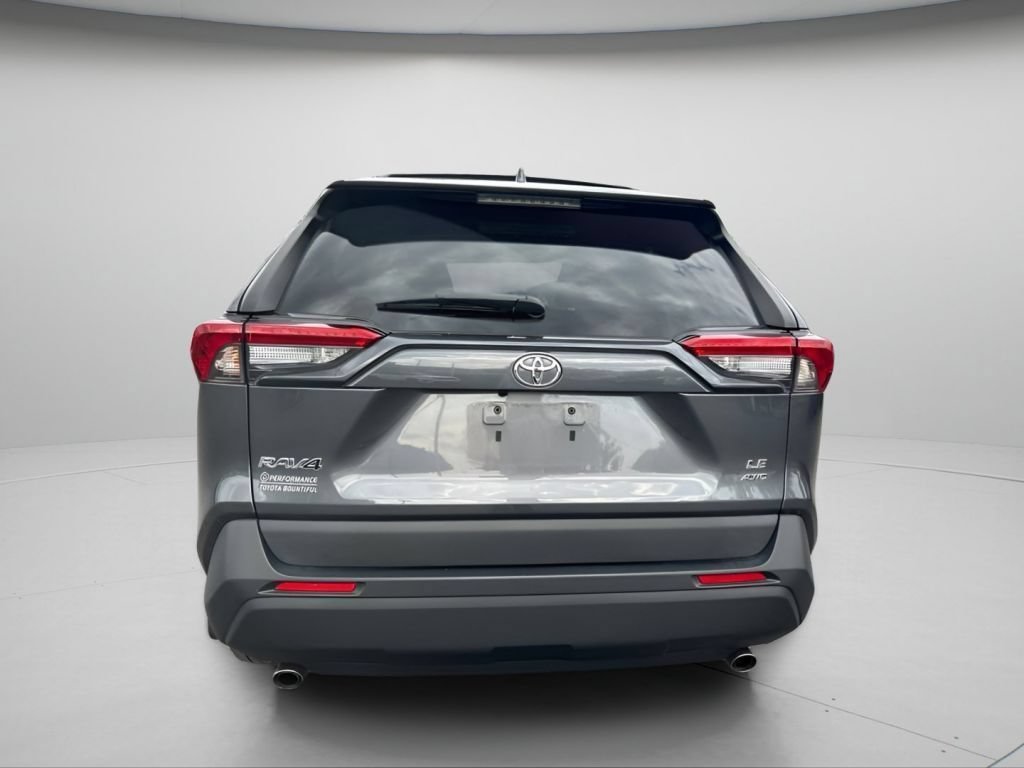 Used 2021 Magnetic Gray Metallic Toyota LE image 6