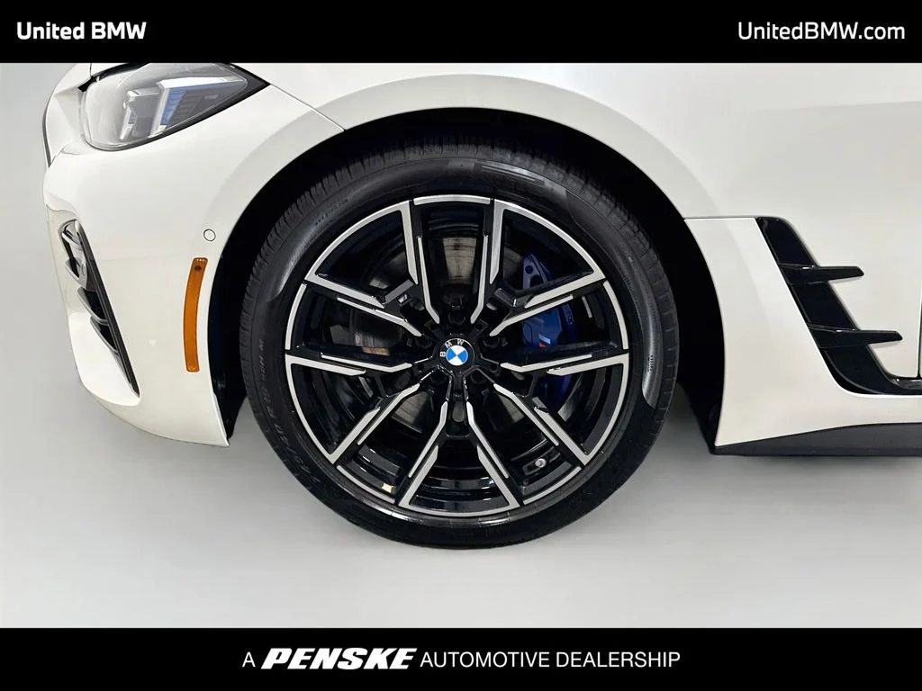 Certified Used 2026 Mineral White Metallic BMW M440i xDrive image 9
