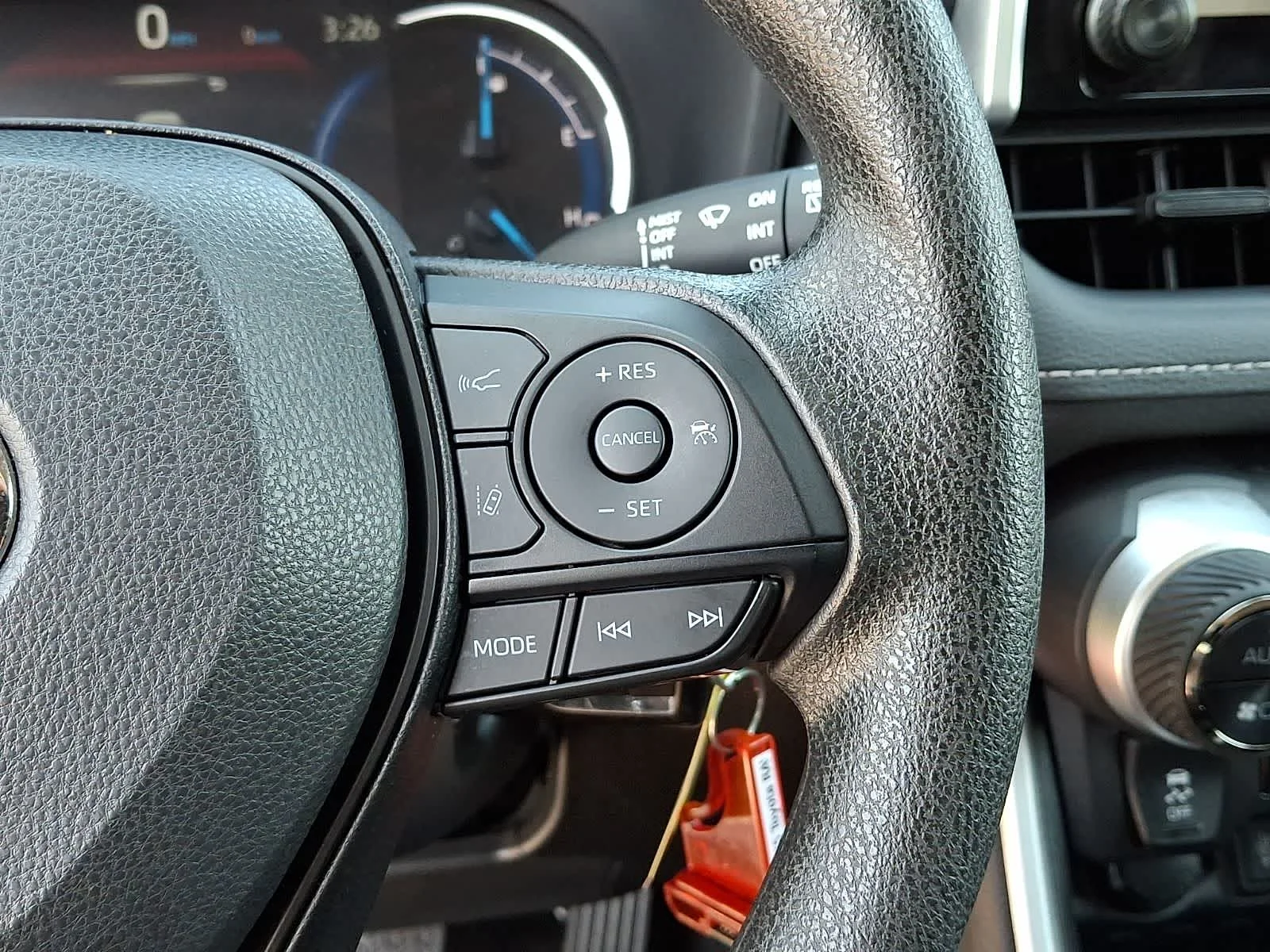 Certified Used 2025 Ice Cap Toyota Hybrid LE image 26