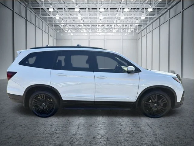 Used 2022 White Honda Black Edition image 2