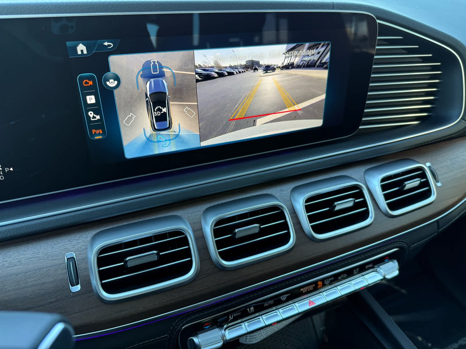 New 2026 MANUFAKTUR Alpine Grey Mercedes-Benz AMG® GLE 53 image 18