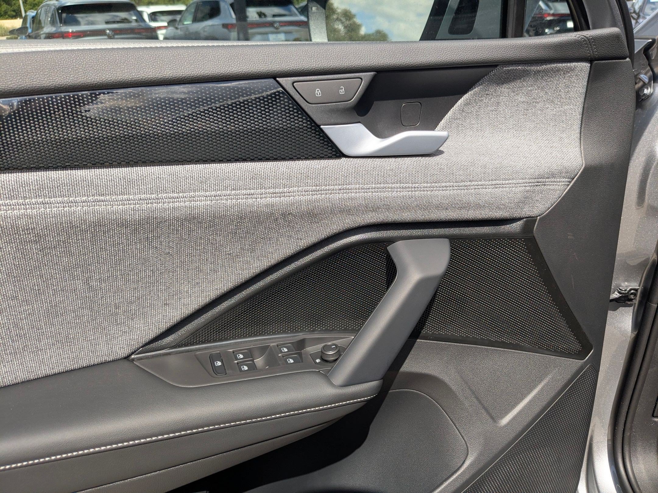 New 2026 PYRITE SILVER Volkswagen S image 7