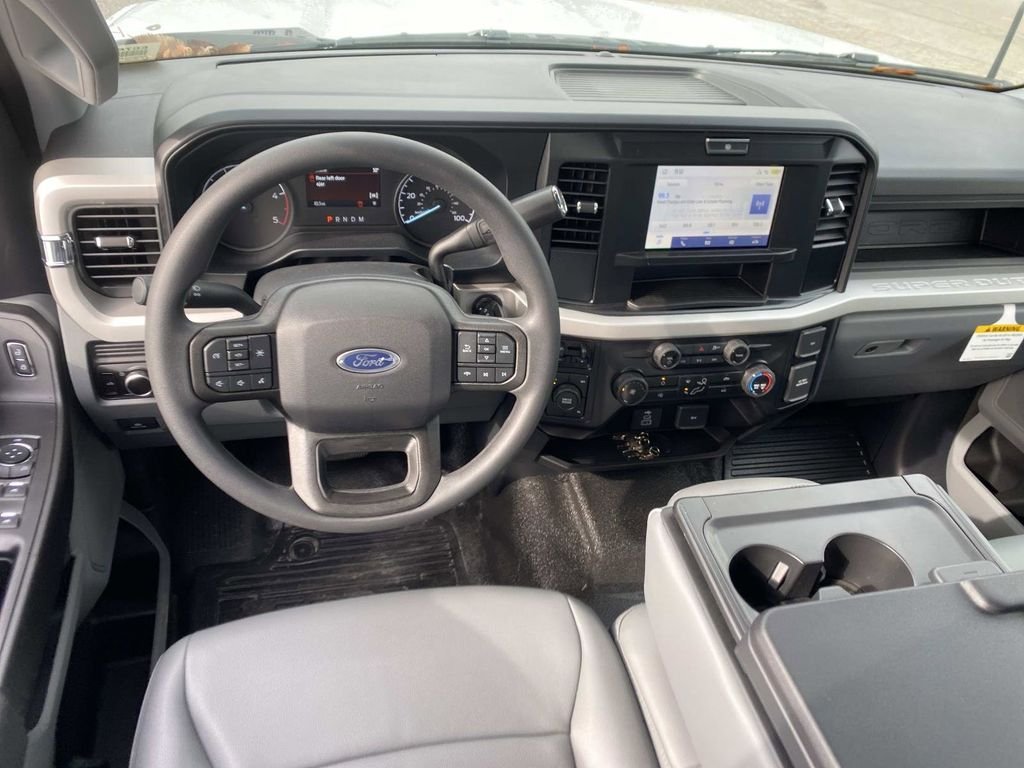 New 2026 Oxford White Ford F-450® XL image 12