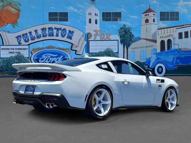 2026 Ford Mustang GT Fastback - Photo 4