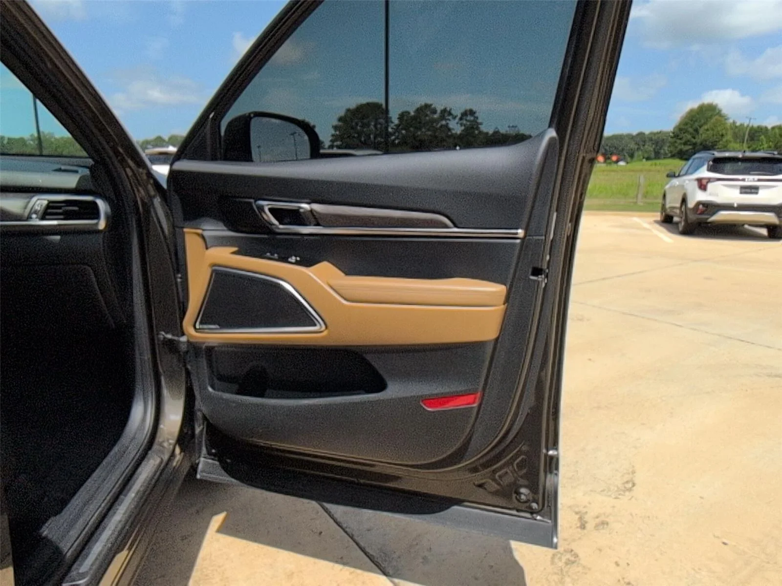 Used 2022 Dark Moss Kia SX image 20