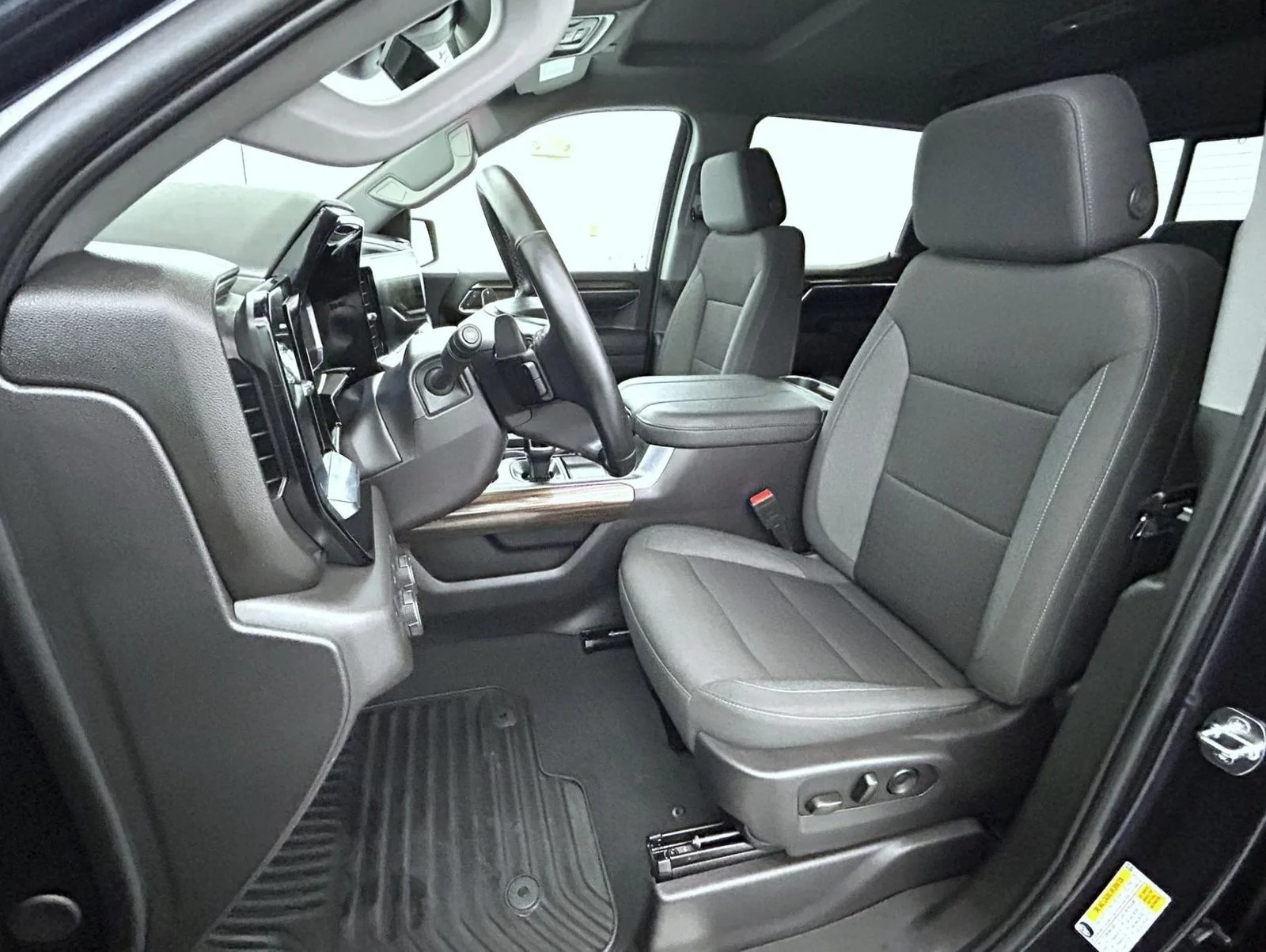 Used 2024 Gray Chevrolet RST image 10