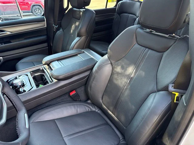 New 2027  Jeep Upland image 18