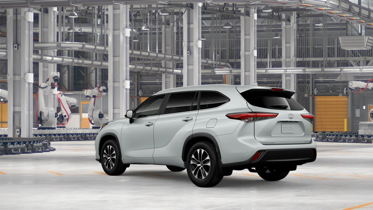 New 2026 Wind Chill Pearl Toyota XLE image 6