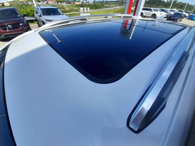 Used 2023 White GMC Denali image 55