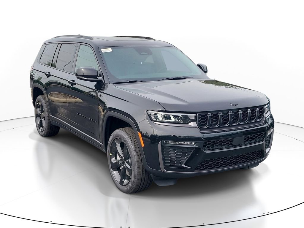 New 2026 Diamond Black Crystal Pearl-Coat Exterior Paint Jeep Limited image 1