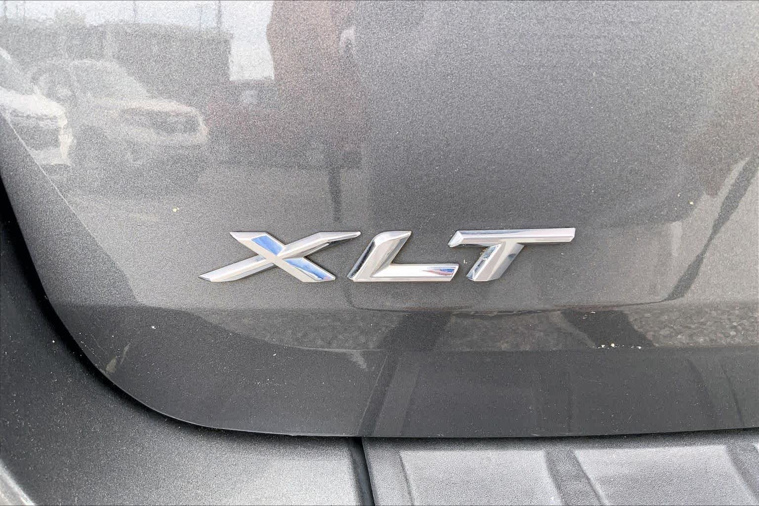 Used 2021 Carbonized Gray Metallic Ford XLT image 10