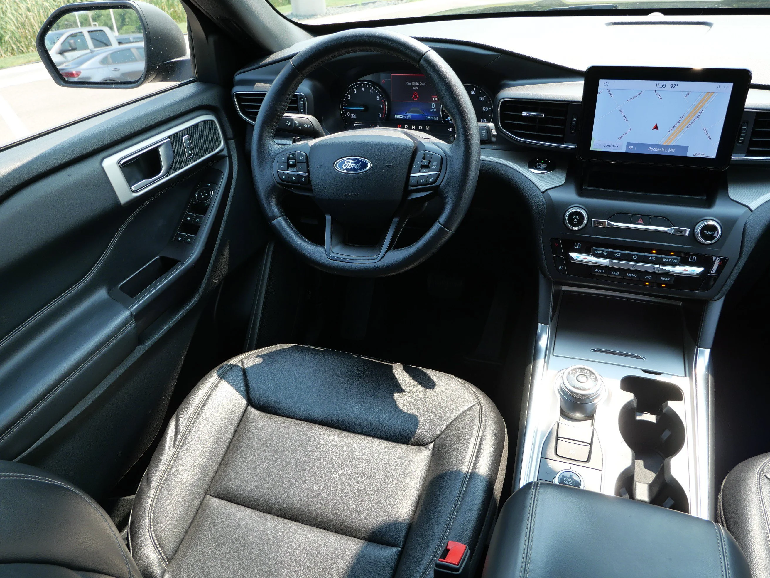 Used 2020 Agate Black Metallic Ford XLT image 9