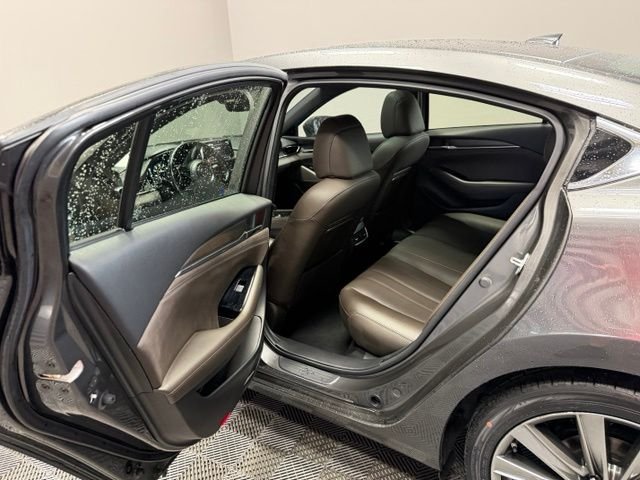 Certified Used 2018 Machine Gray Metallic Mazda Signature image 19