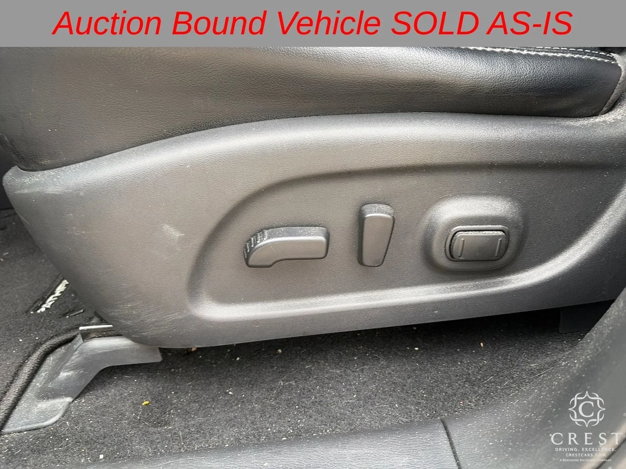 Used 2018 Brilliant Silver Nissan Platinum image 14