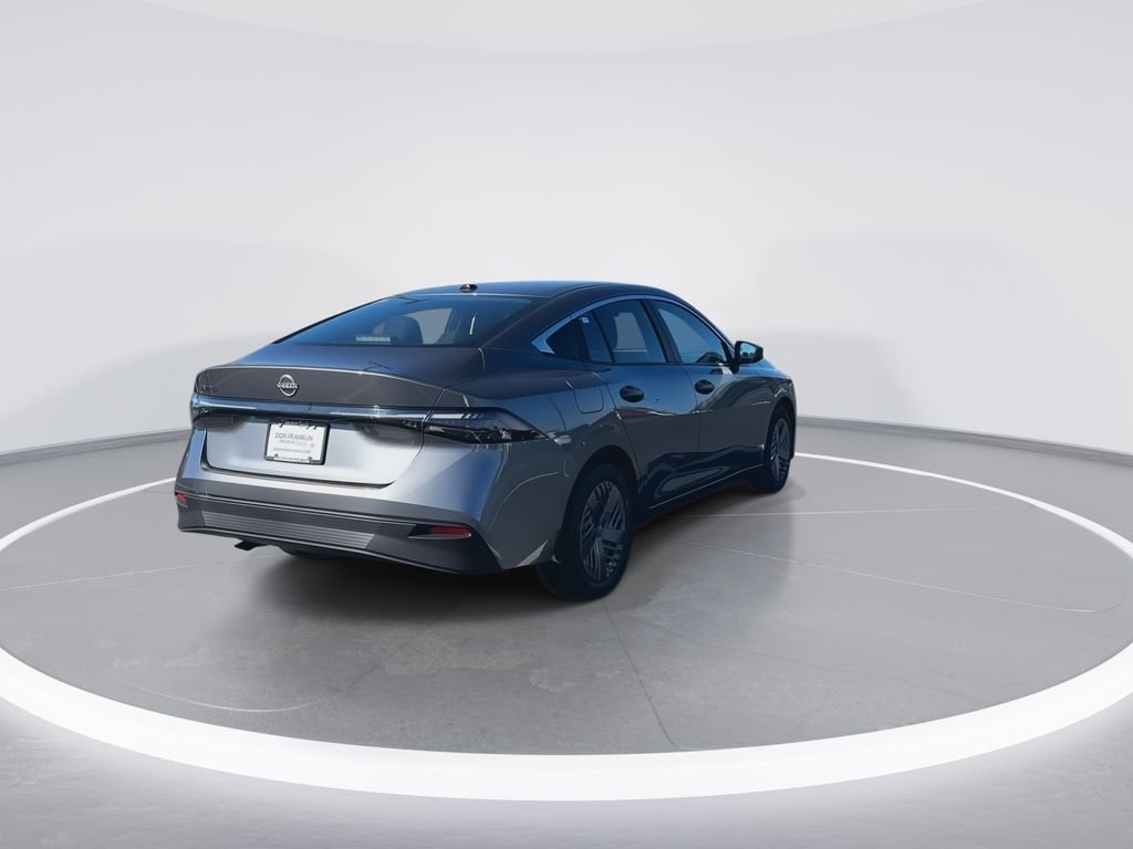 New 2026 Gray Nissan S image 8