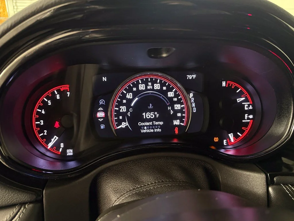 Used 2022 Gray Dodge SXT image 19