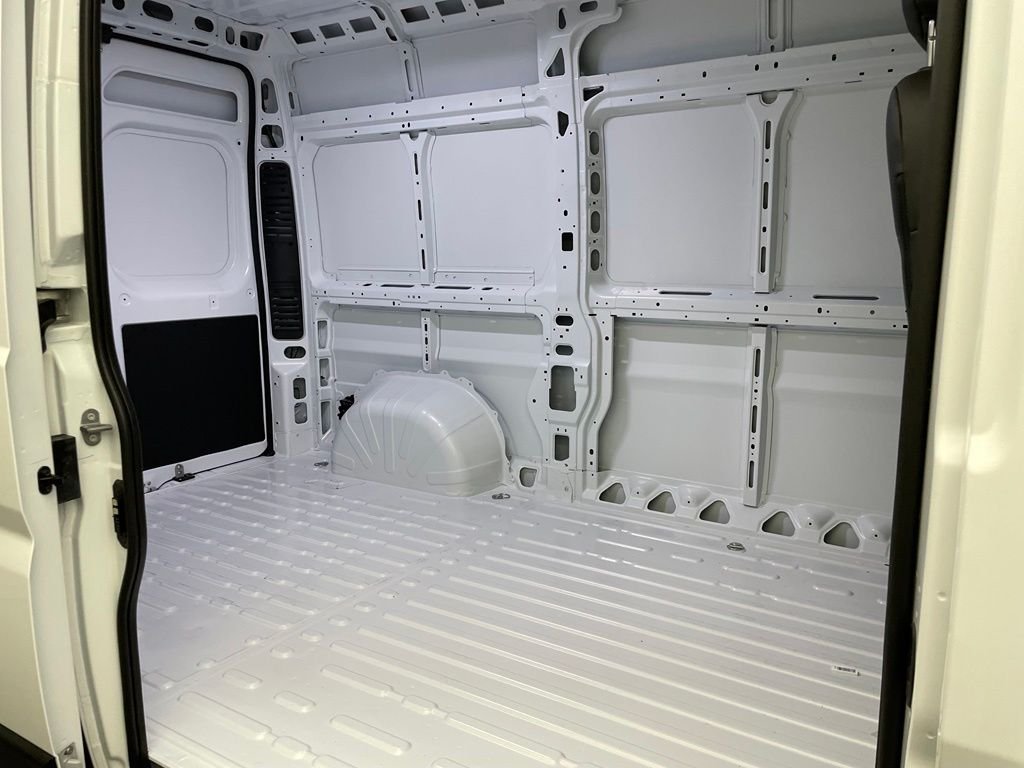 New 2026 Bright White Clear-Coat Exterior Paint RAM  image 5