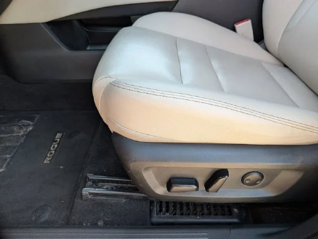 Used 2023 Red Nissan SL image 14