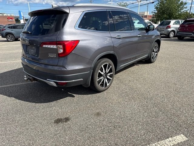 Used 2021 Modern Steel Metallic Honda Touring image 18