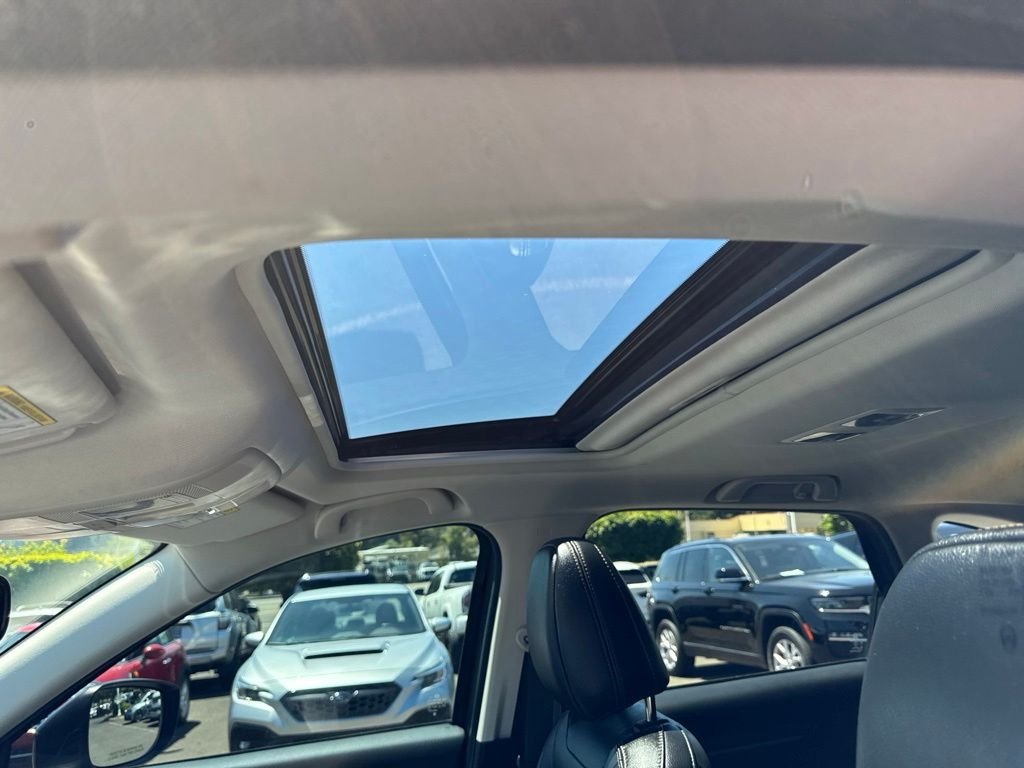 Used 2021 Deep Crystal Blue Mica Mazda Grand Touring image 5