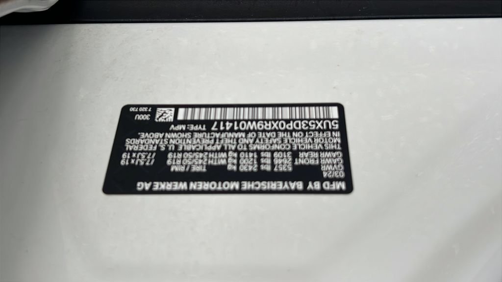 Used 2024 White BMW xDrive30i image 26