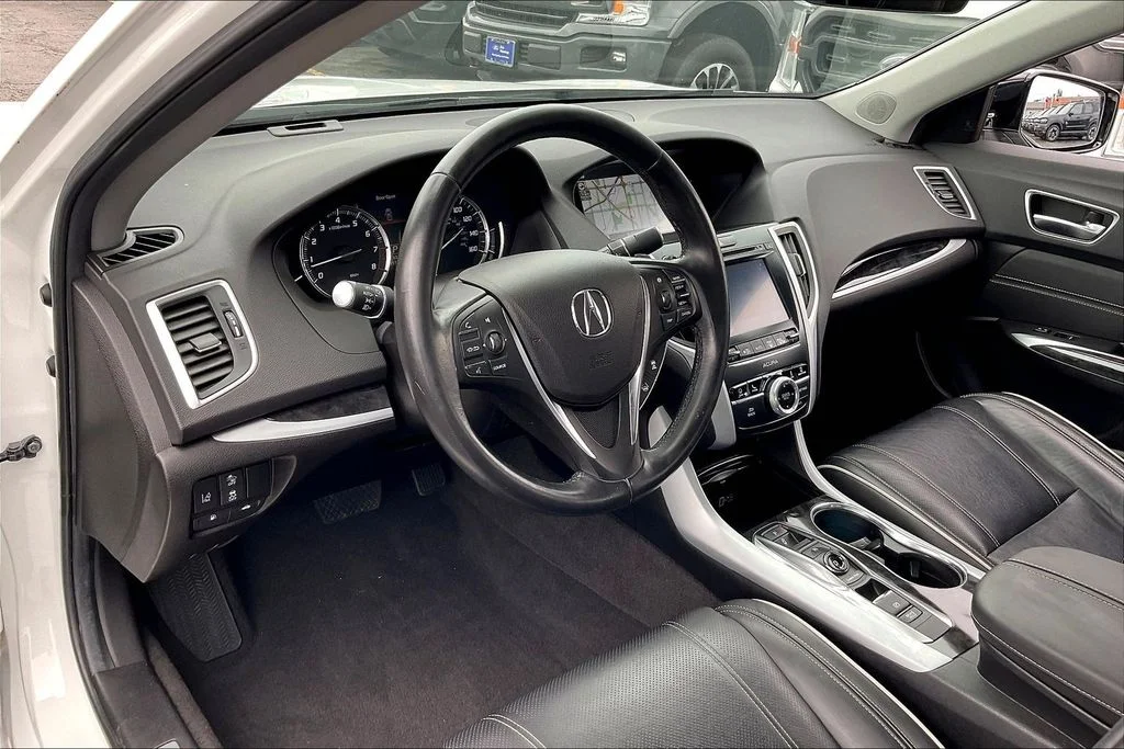 Used 2020 Platinum White Pearl Acura 3.5L Technology Pkg image 13