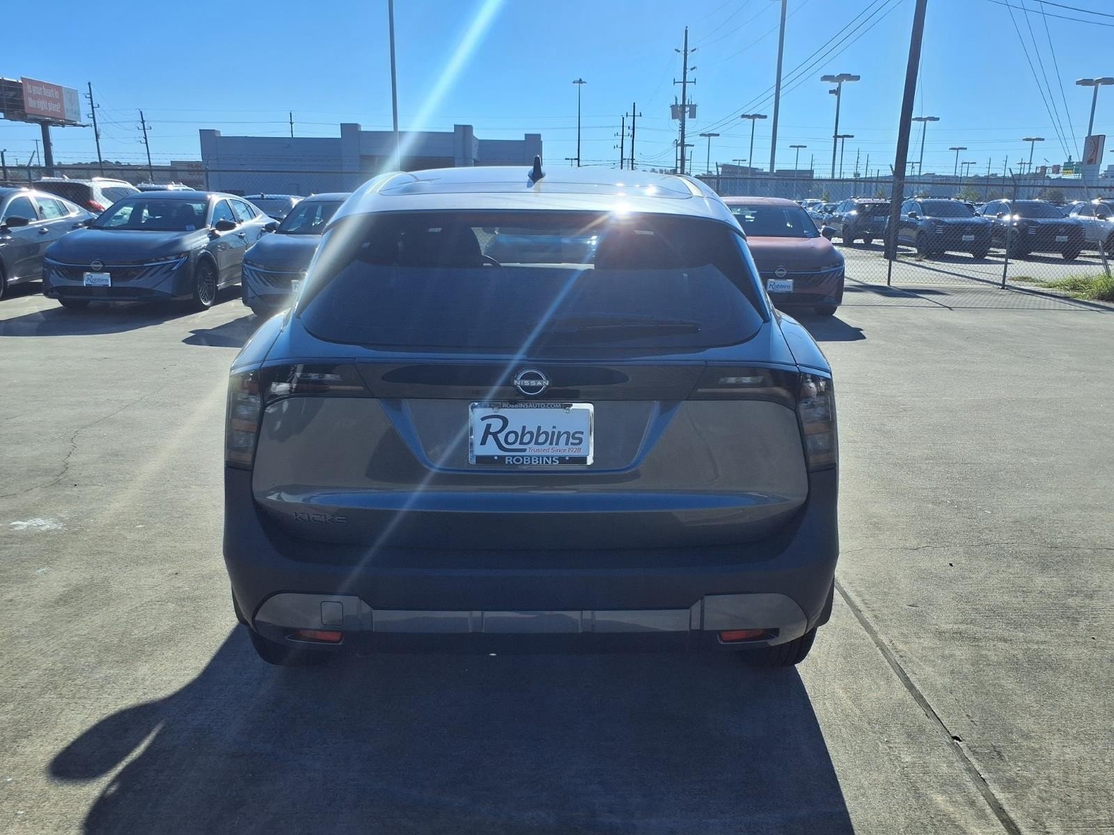 2027 Nissan Kicks photo 6 of 26