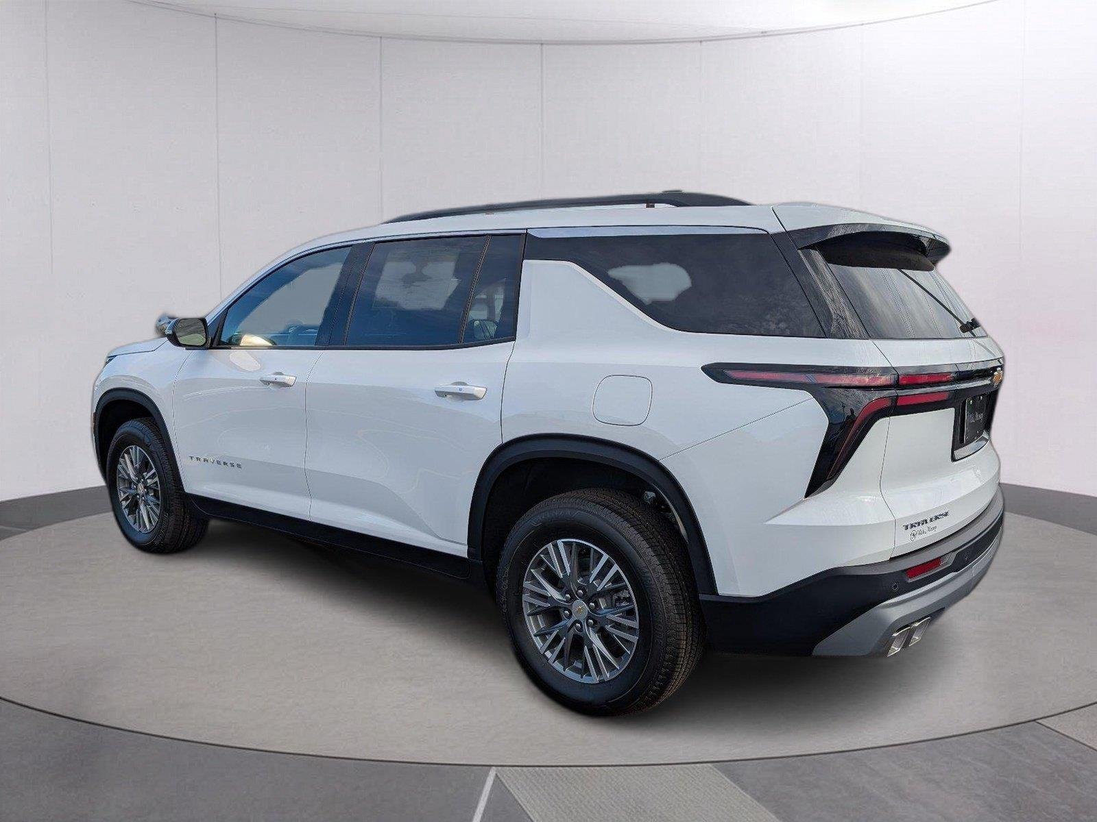 New 2027 Summit White Chevrolet LT image 5