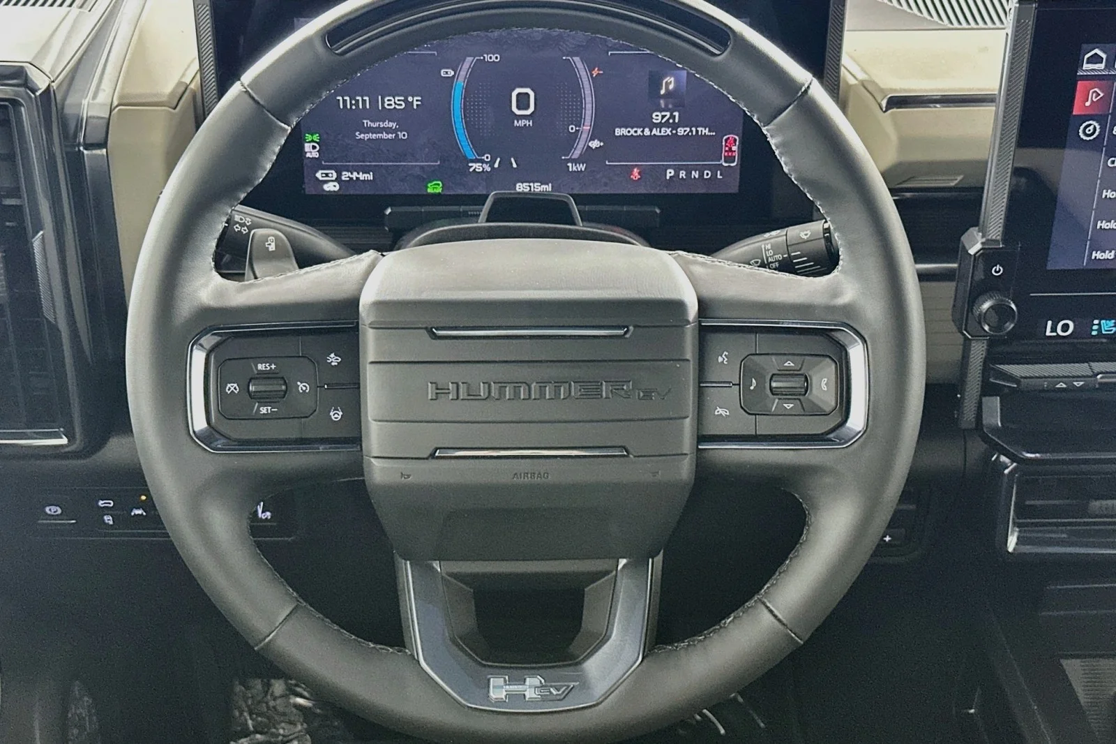 Used 2026 Graphite Blue Metallic GMC 2X image 17