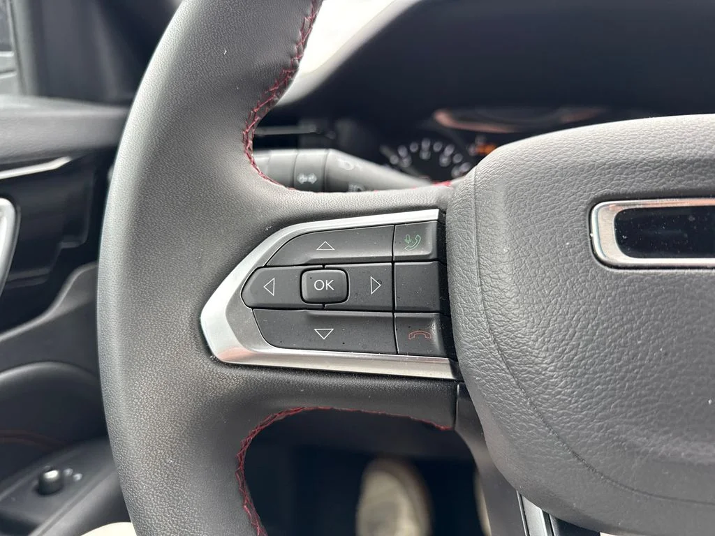 2025 Jeep Compass Trailhawk - Photo 14