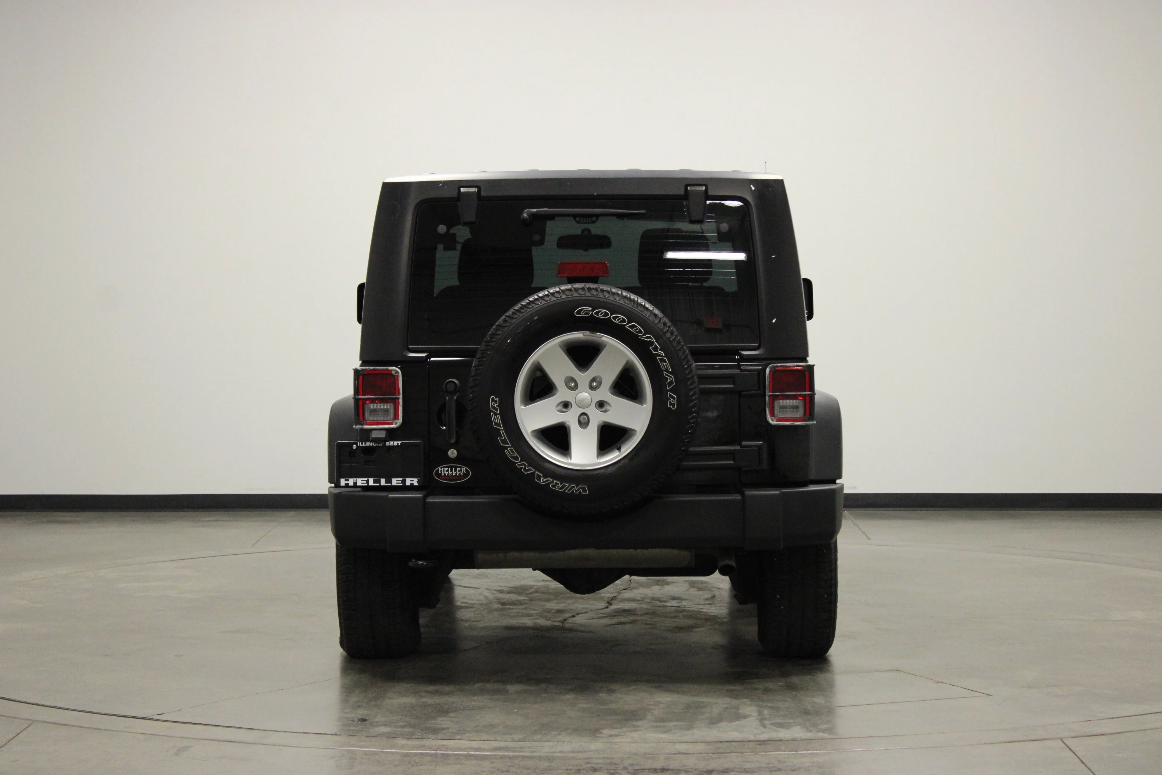Used 2015 Black Clearcoat Jeep Sport image 7