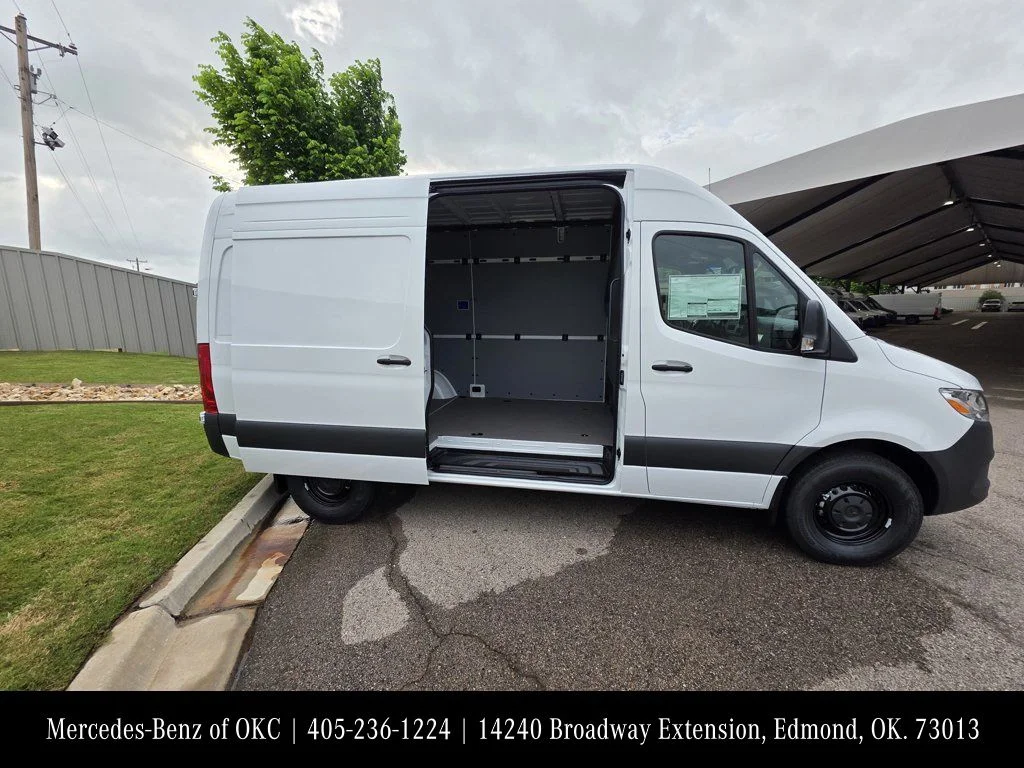 New 2026 Arctic White Mercedes-Benz Cargo 144 WB image 4