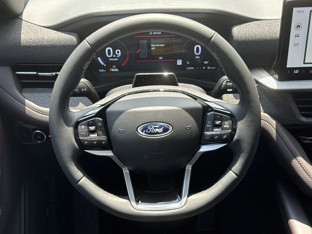 New 2026 White Ford Platinum image 25