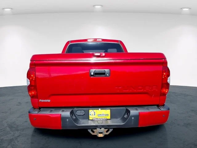 Used 2016 Red Toyota SR5 image 7