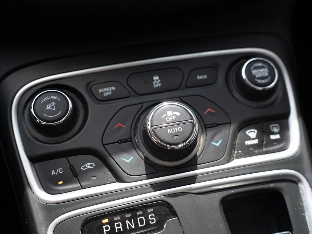 Used 2016 Blue Chrysler C image 26